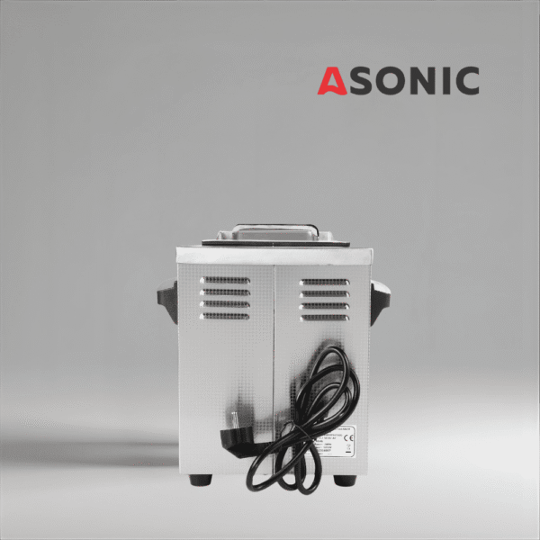 ASONIC IND-30 ultrahangos tisztító, belépő szintű ipari egység kis alkatrészekhez, szerszámokhoz és laboratóriumi eszközökhöz.